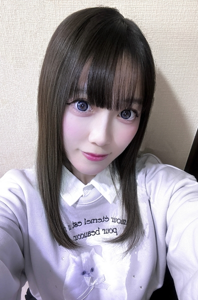 桃瀬らな